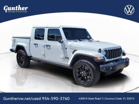 2025 Jeep Gladiator NightHawk