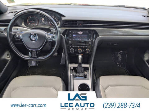 2021 Volkswagen Passat R-Line