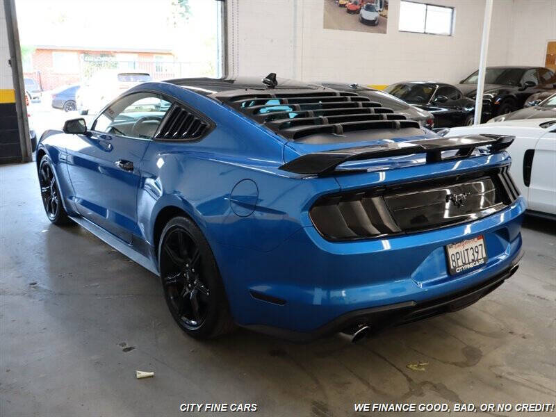 2020 Ford Mustang EcoBoost