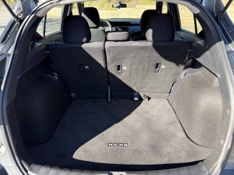 2019 Nissan Kicks SV