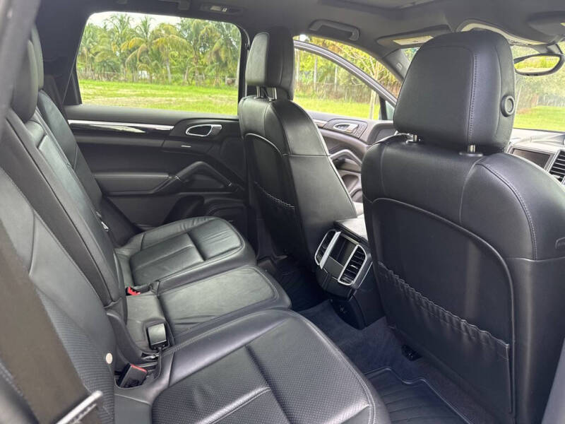 2014 Porsche Cayenne