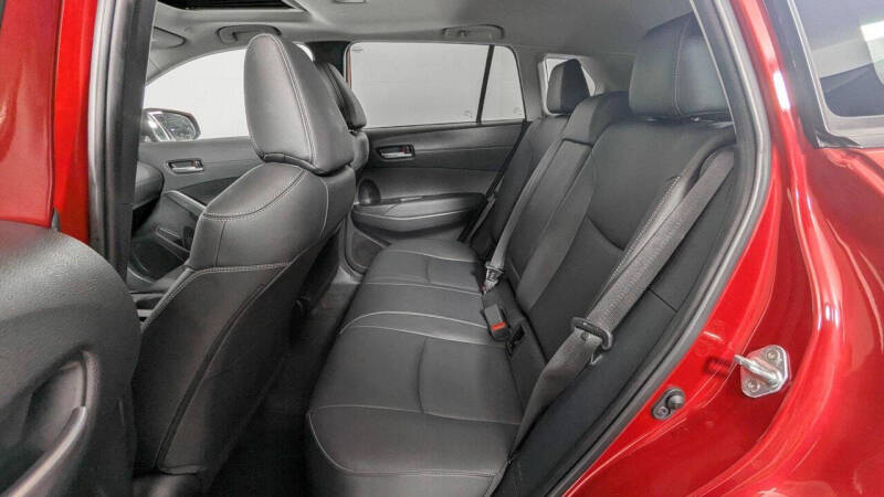 2023 Toyota Corolla Cross XLE