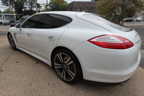 2013 Porsche Panamera 4