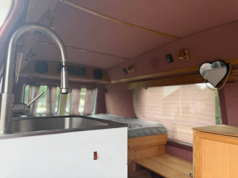 1992 Dodge Ram Van B250 Maxi