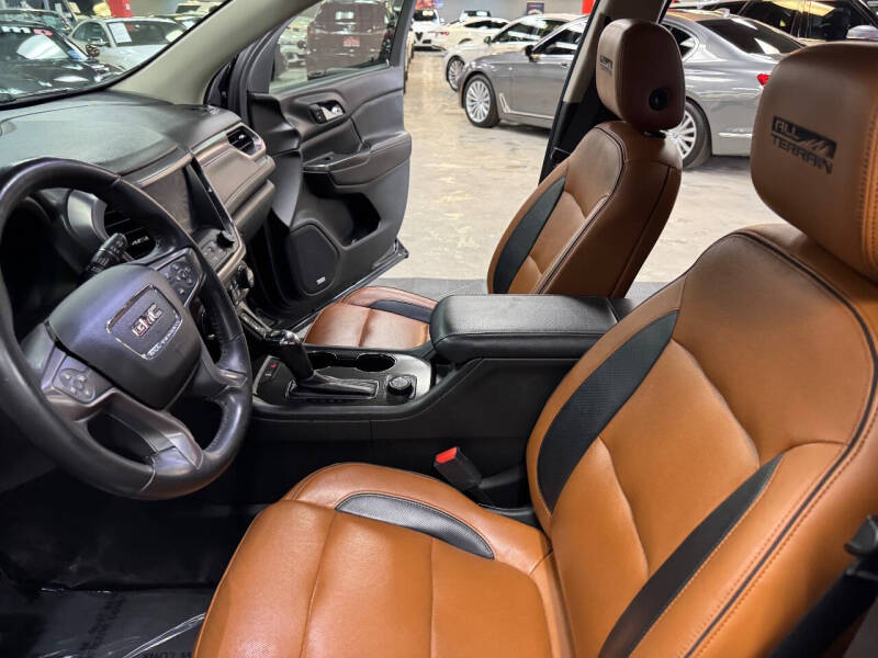 2017 GMC Acadia SLT-1