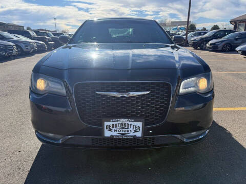 2015 Chrysler 300 S