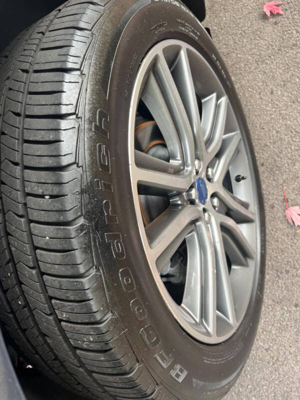 2019 Ford Edge Titanium