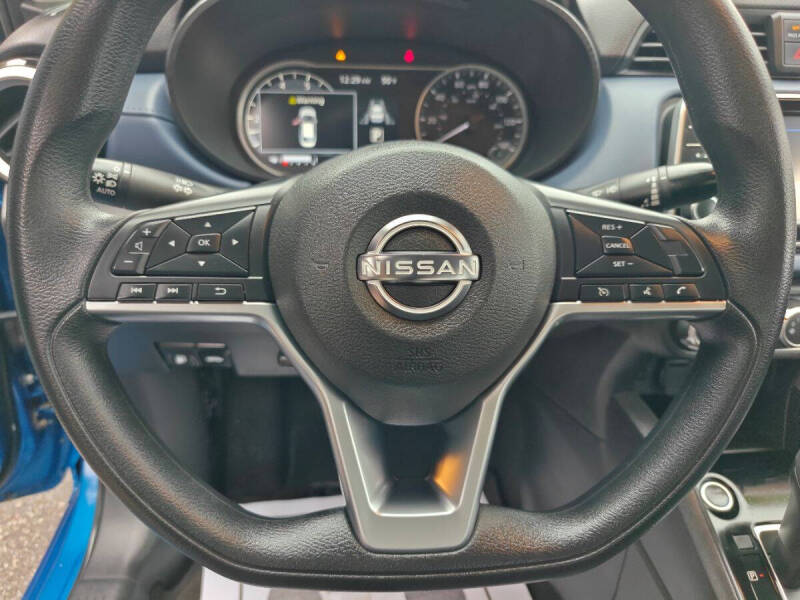 2023 Nissan Versa SV