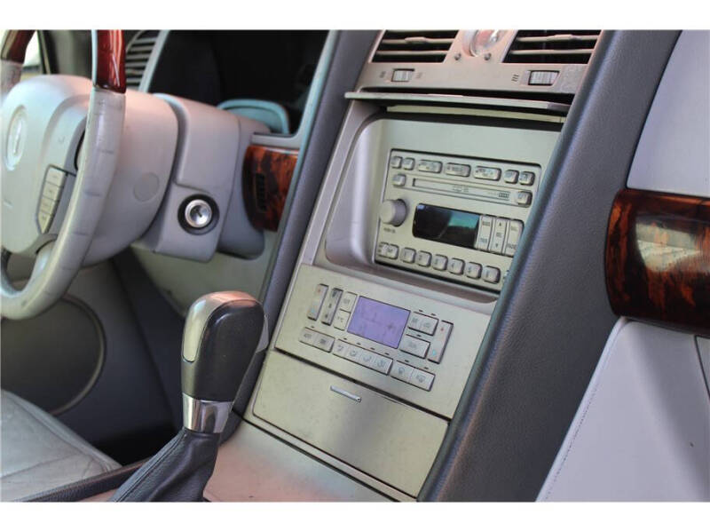 2004 Lincoln Navigator Luxury