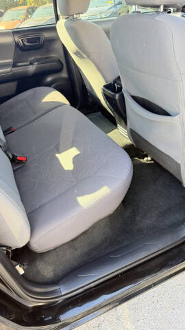 2017 Toyota Tacoma SR5