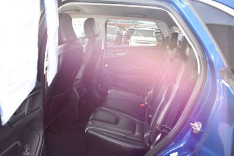 2022 Ford Edge Titanium