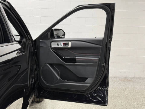 2024 Ford Explorer ST-Line