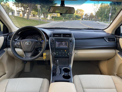 2015 Toyota Camry LE