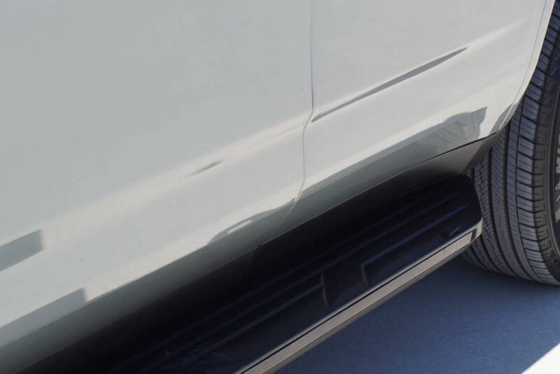 2023 GMC Yukon SLE