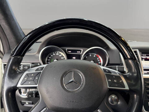 2015 Mercedes-Benz GL-Class GL 550 4MATIC