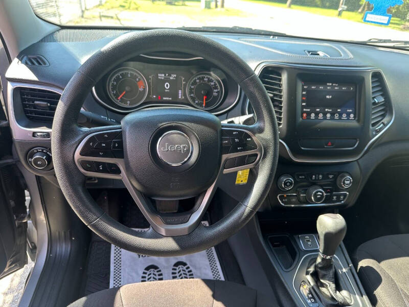 2019 Jeep Cherokee Latitude
