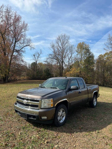 2007 Chevrolet Silverado 1500 for sale at Gregs Auto Sales in Batesville AR