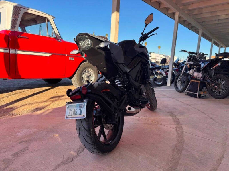 2023 CFMoto 300