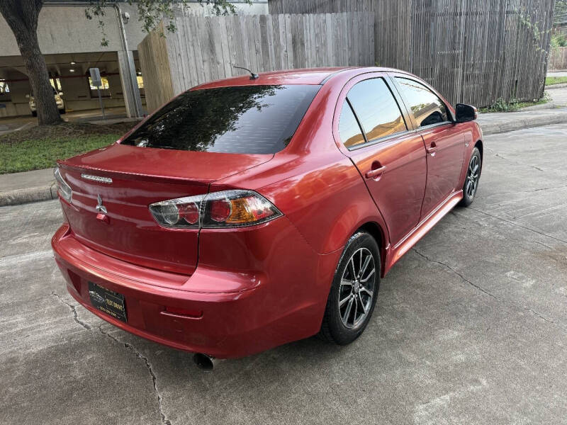 2017 Mitsubishi Lancer ES