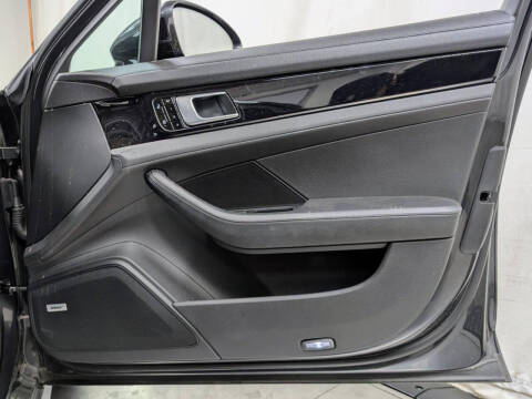 2020 Porsche Panamera