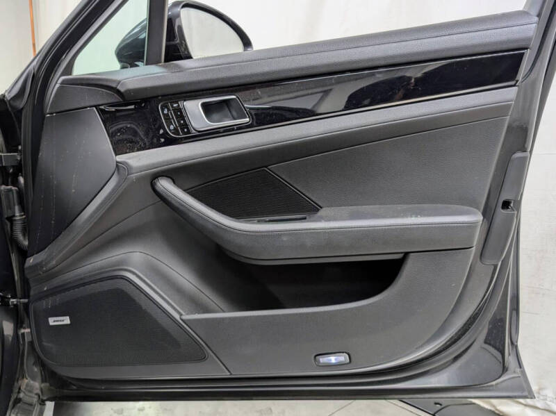 2020 Porsche Panamera