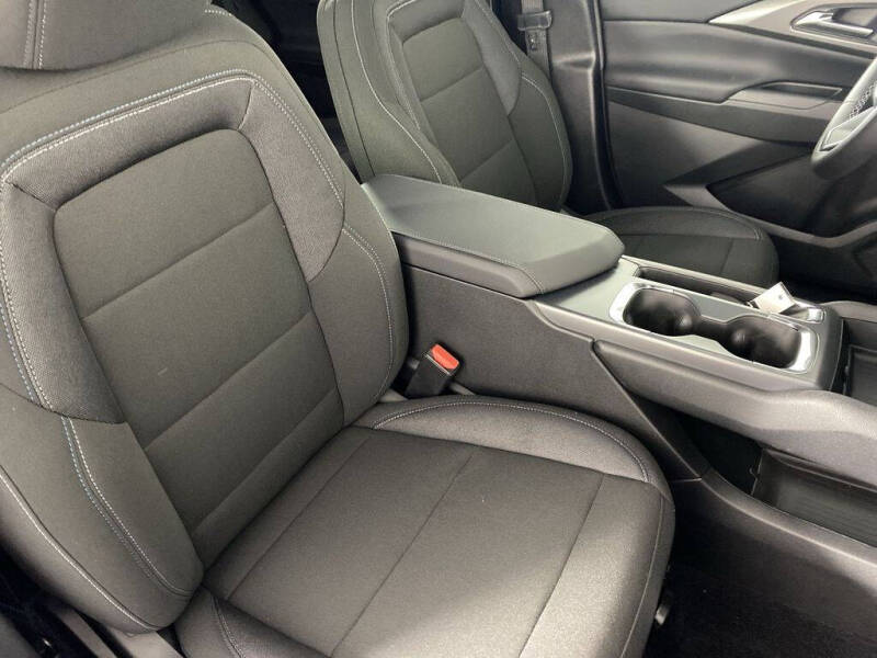 2026 Chevrolet Equinox EV LT 1