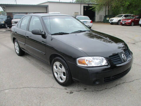 2004 Nissan Sentra for sale at RJ Motors in Plano IL