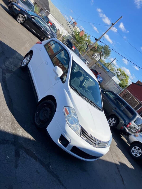 2010 Nissan Versa 1.8 S