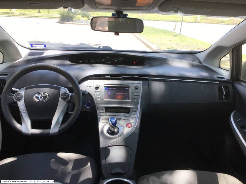 2015 Toyota Prius Two