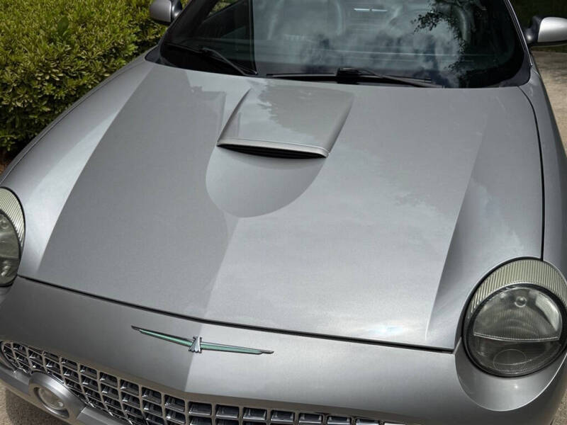 2005 Ford Thunderbird Deluxe