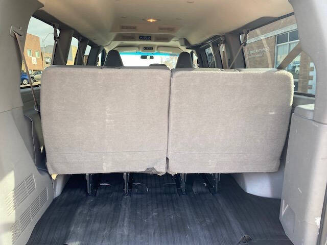 2017 Chevrolet Express LS 2500