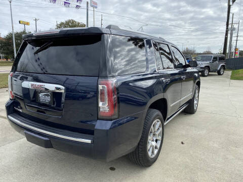 2017 GMC Yukon Denali