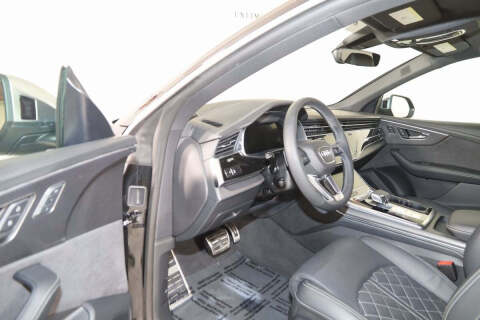 2024 Audi SQ8 4.0T quattro Premium Plus