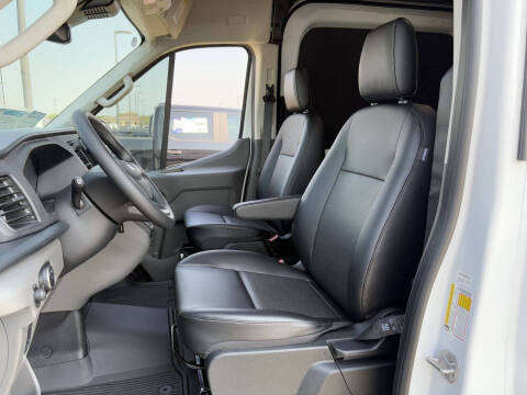 2025 Ford Transit 350