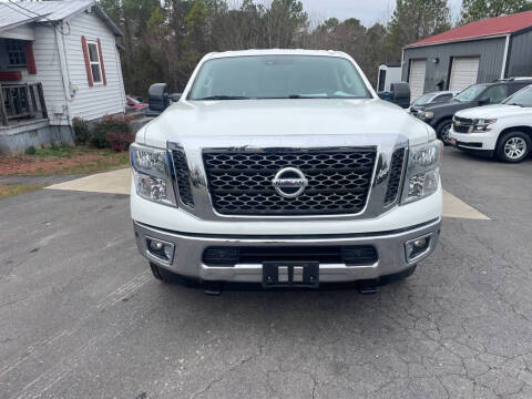2017 Nissan Titan XD S