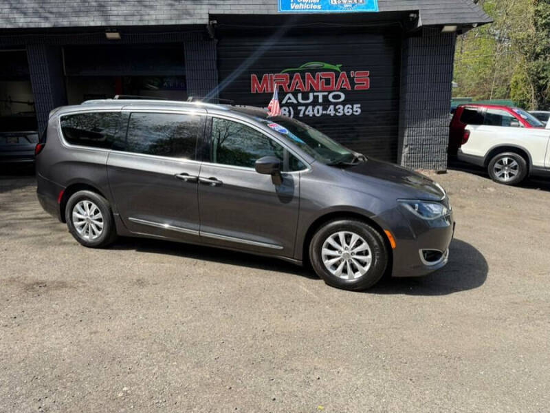 2018 Chrysler Pacifica Touring L