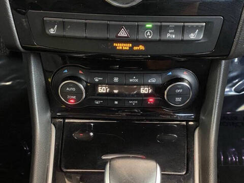 2019 Infiniti QX30 Essential