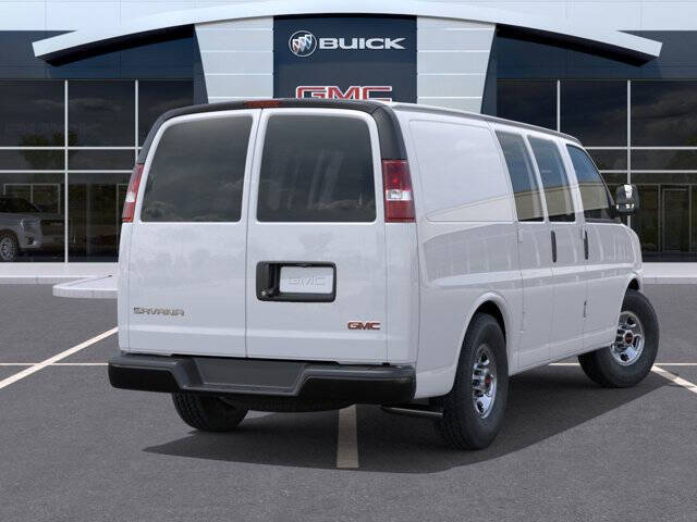2026 GMC Savana 2500