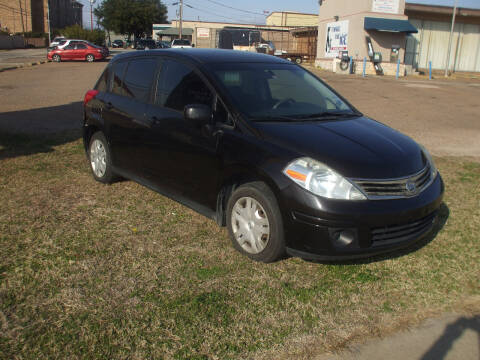 2012 Nissan Versa for sale at DFW Auto Group in Euless TX