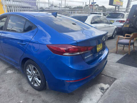 2018 Hyundai Elantra