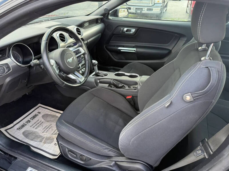 2020 Ford Mustang