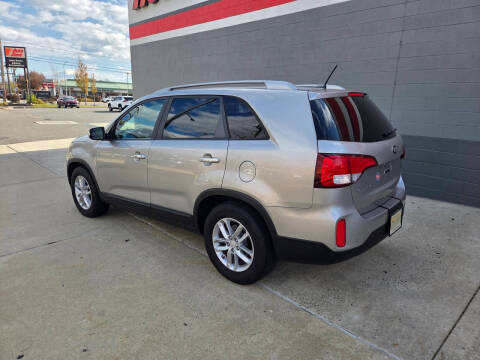 2015 Kia Sorento LX