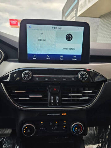 2022 Ford Escape SE