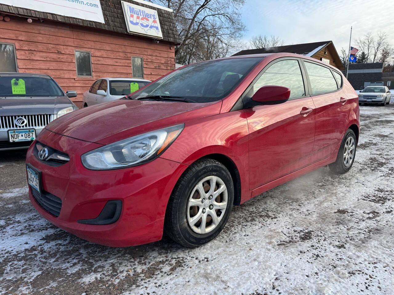 2013 Hyundai Accent GS 4dr Hatchback 