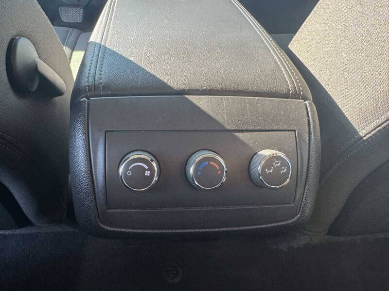 2016 GMC Acadia SLE-1