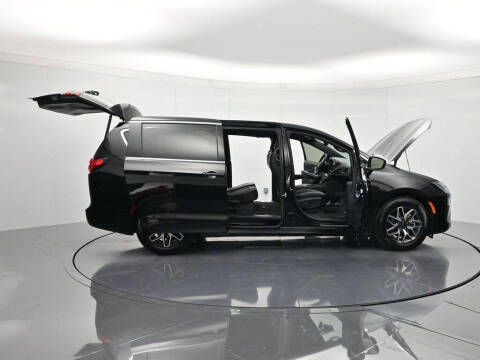 2027 Chrysler Pacifica Limited