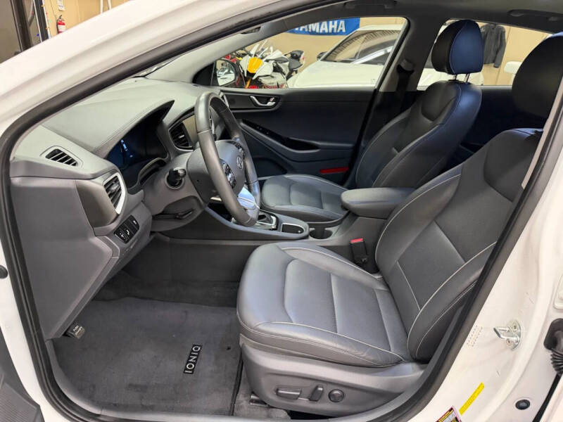 2017 Hyundai Ioniq Hybrid