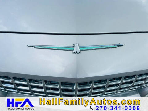 2005 Ford Thunderbird Deluxe