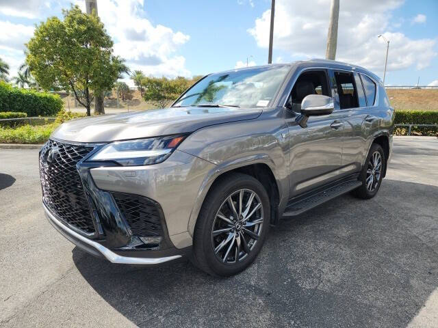 2023 Lexus LX 600 F SPORT Handling