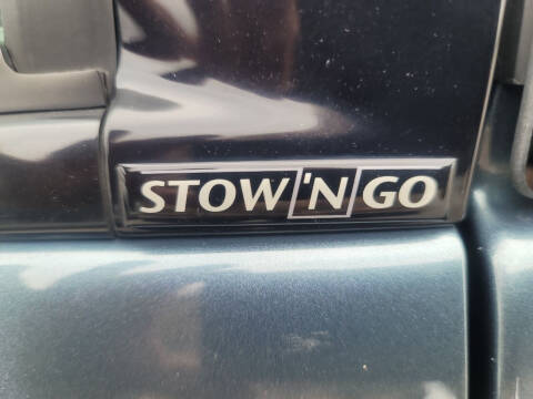 2005 Dodge Grand Caravan SE